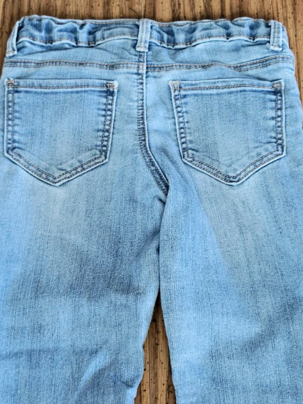OshKosh B'gosh Girls Size 5 Skinny Jeans Light Wash Stretch Denim Adjustable